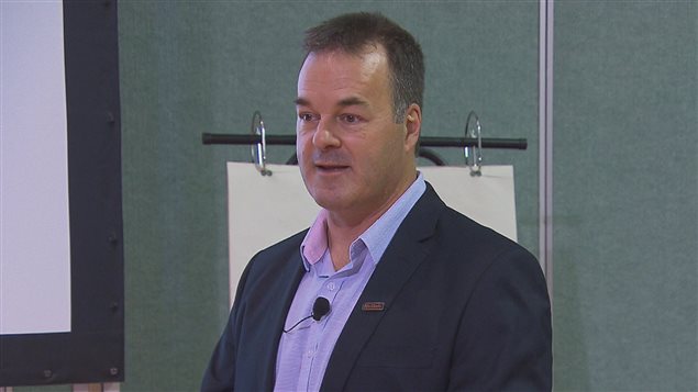 Le directeur général du Complexe Jonquière, Jean-François Nadeau Le directeur général du Complexe Jonquière, Jean-François Nadeau
