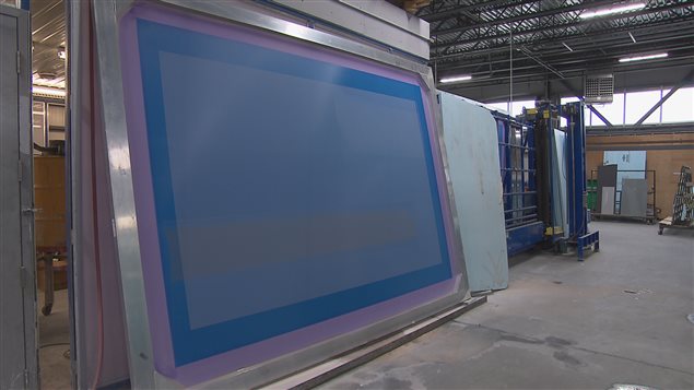 Un modèle ayant servi à la préparation des motifs sur les panneaux de verre du pavillon Pierre Lassonde Un modèle ayant servi à la préparation des motifs sur les panneaux de verre du pavillon Pierre Lassonde