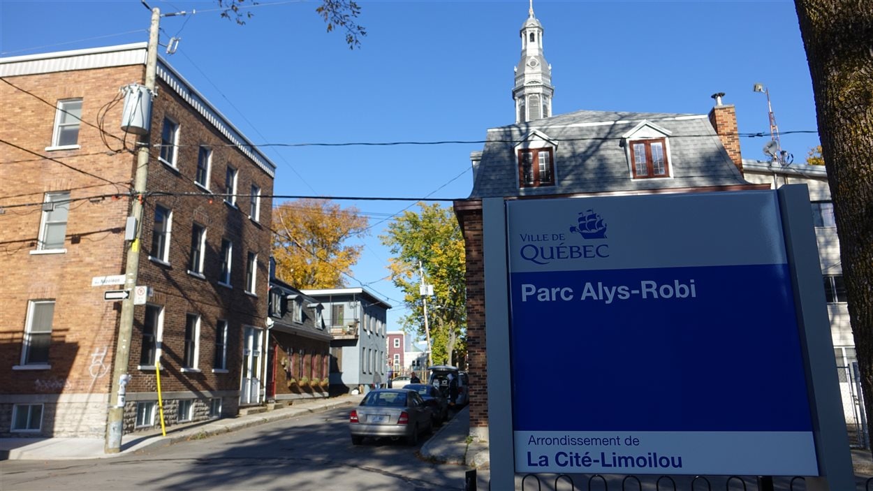 Le parc est situé en plein coeur du quartier qui a vu naître la première diva québécoise Le parc est situé en plein coeur du quartier qui a vu naître la première diva québécoise