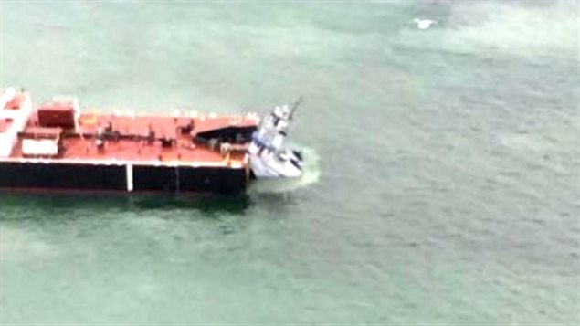 La barge et le remorqueur qui a coulé au large de la Colombie-Britannique La barge et le remorqueur qui a coulé au large de la Colombie-Britannique