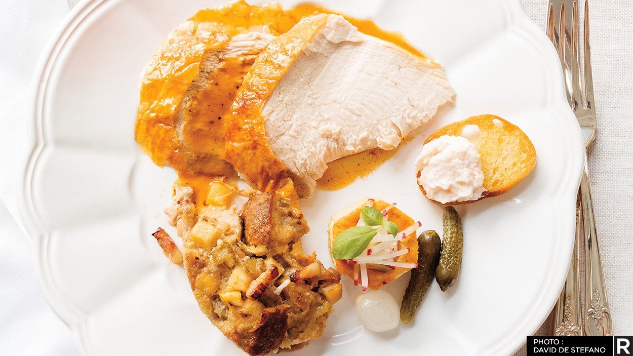 Recette de Ricardo dinde rôtie, sauce au jus de pomme ICI.Radio