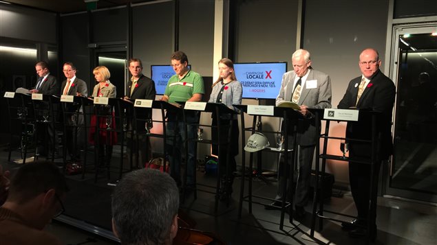 Huit candidats sur onze ont pris part au débat en français organisé par l'ACFO d'Ottawa et la télévision Rogers. Huit candidats sur onze ont pris part au débat en français organisé par l'ACFO d'Ottawa et la télévision Rogers.