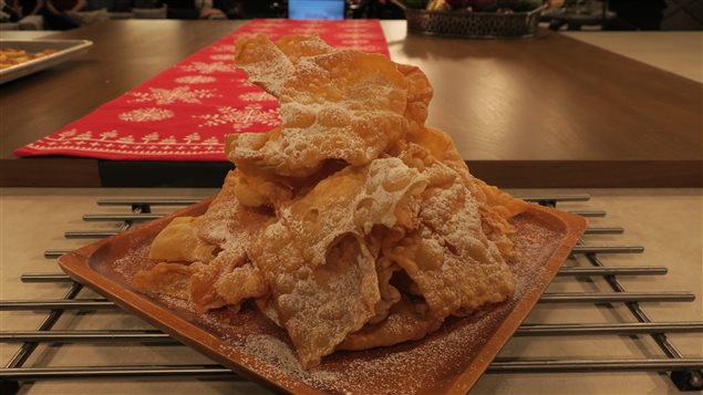 Crostoli de mon enfance. Crostoli de mon enfance.