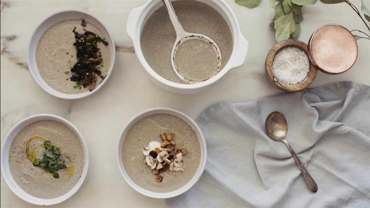 Crème de champignons et trois garnitures au choix | Trois fois par jour