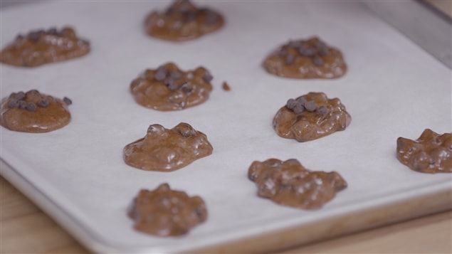 Biscuits au beurre d’amande, à la banane et au chocolat (sans farine) Biscuits au beurre d’amande, à la banane et au chocolat (sans farine)
